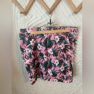 Men's Pink Floral Hawaiian Shorts